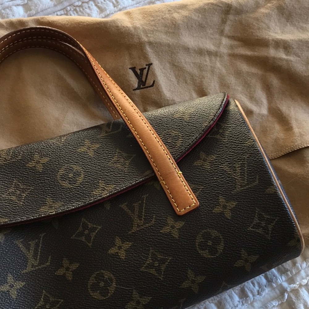 Vintage Louis Vuitton hand bag